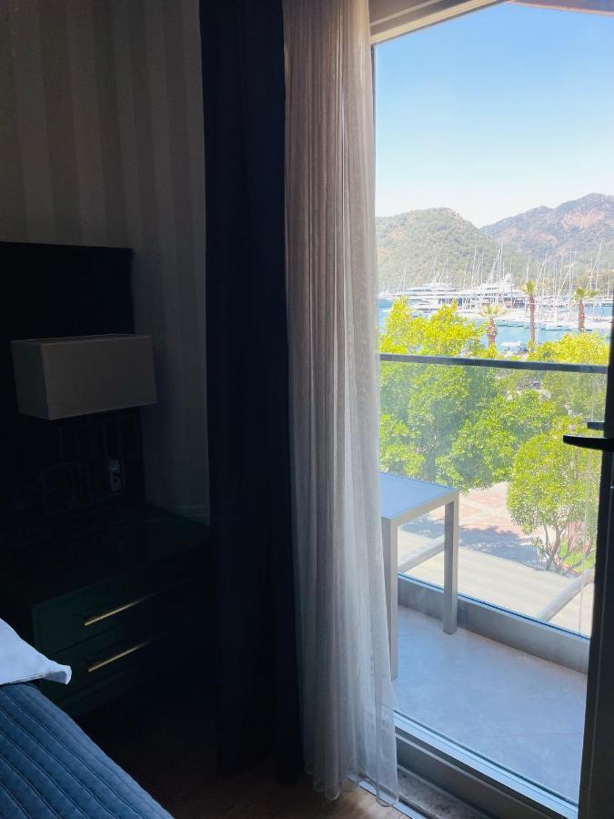 Hotel Marina Bay Goecek Buitenkant foto