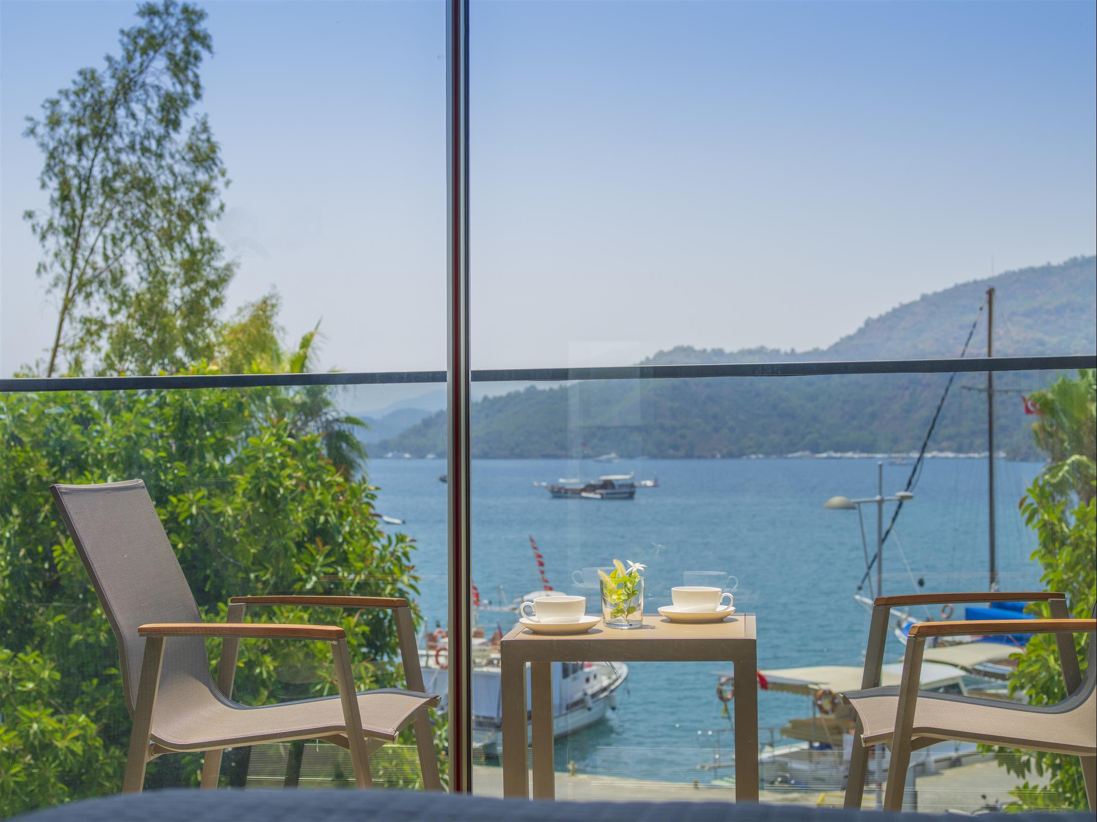 Hotel Marina Bay Goecek Buitenkant foto