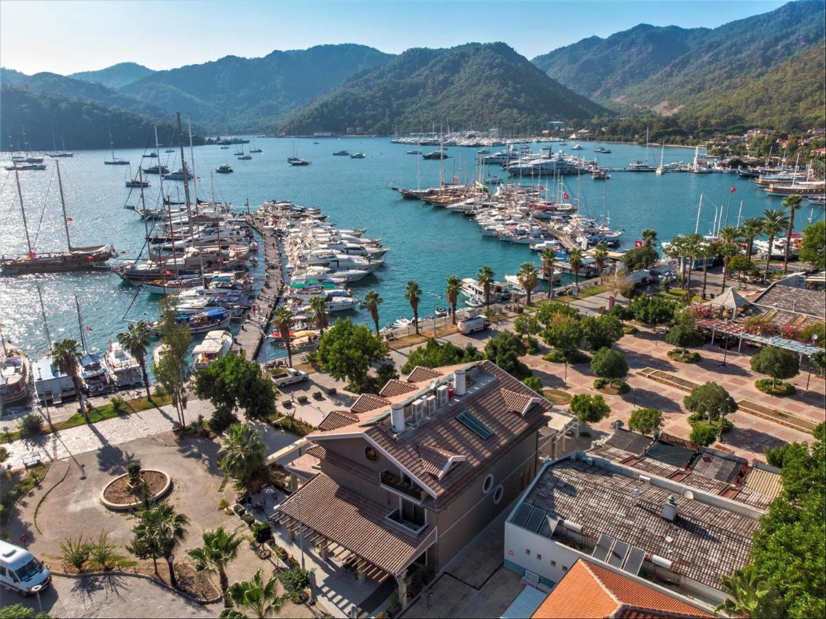 Hotel Marina Bay Goecek Buitenkant foto
